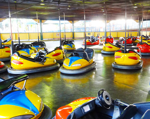 Funfairs bumper cars for amusement