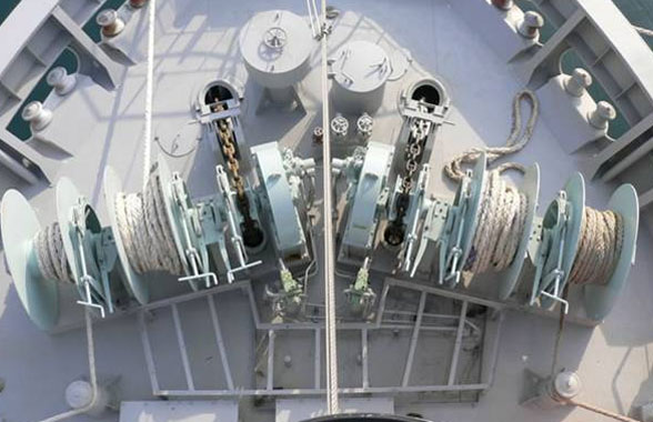 mooring winch